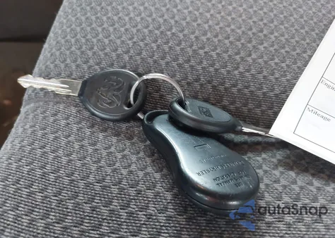 2004 Dodge Ram 1500 Slt/Laramie из США, поврежденный, VIN 1D7HU18D24S738421